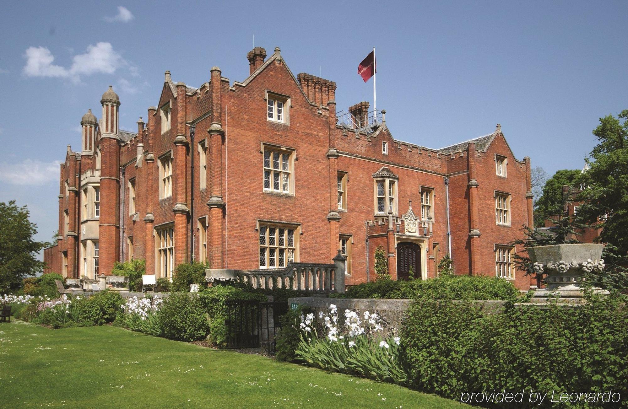 De Vere Latimer Estate Chesham Exterior photo