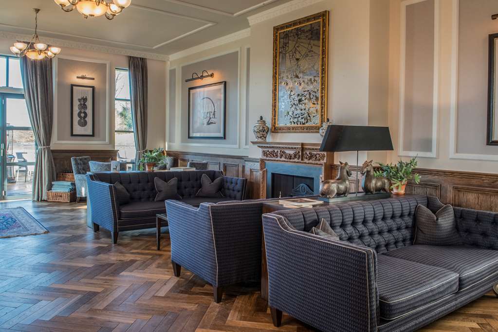 De Vere Latimer Estate Chesham Restaurant photo